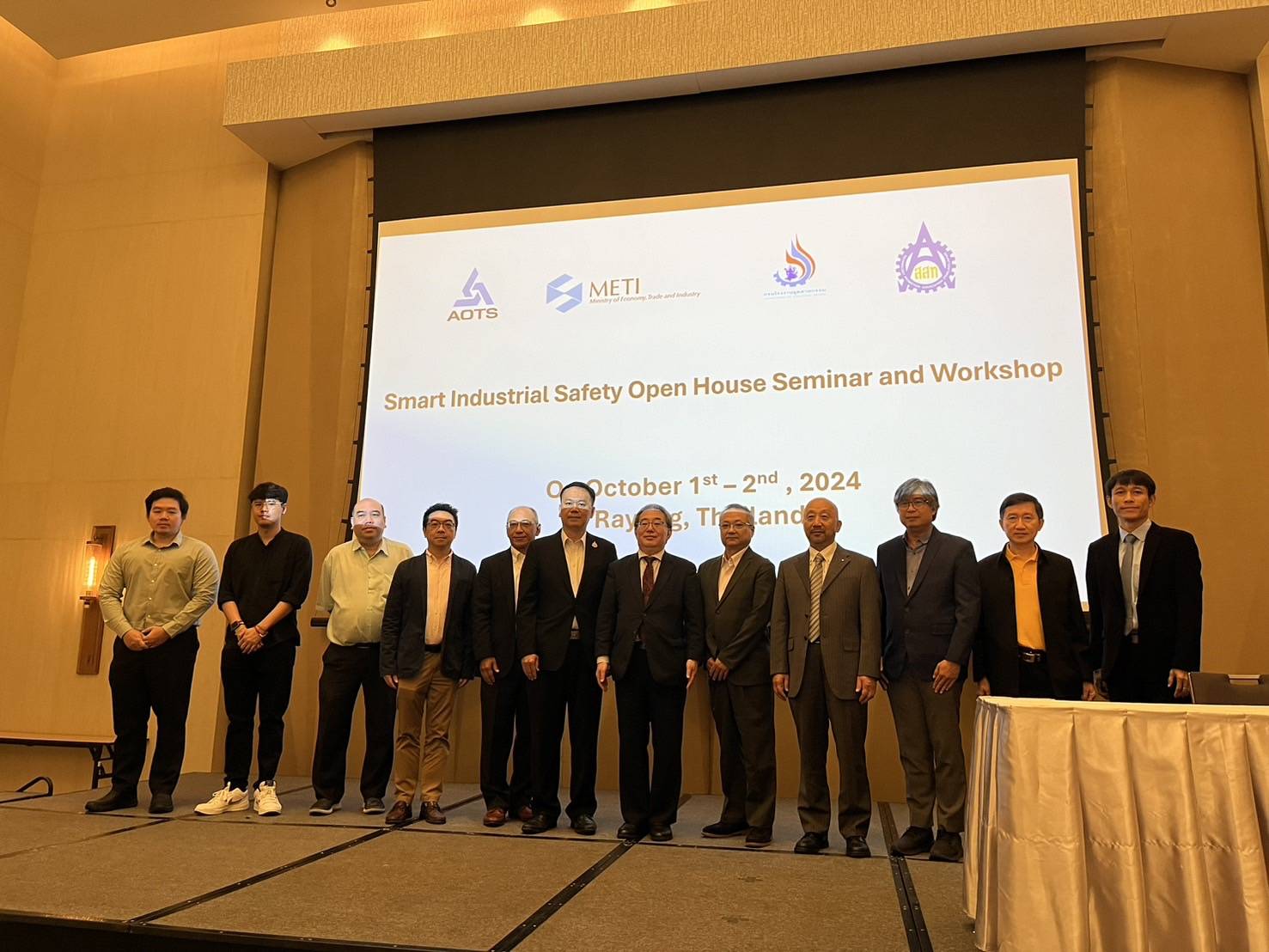 Chula Industrial Engineering faculty members participated as speakers at the Smart Industrial Safety 2024 event